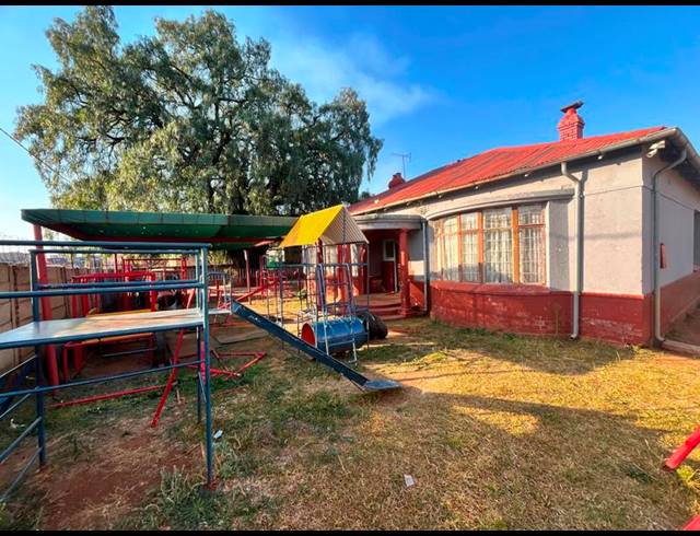 3 BEDROOM HOUSE FOR SALE IN SPRINGS CENTRAL